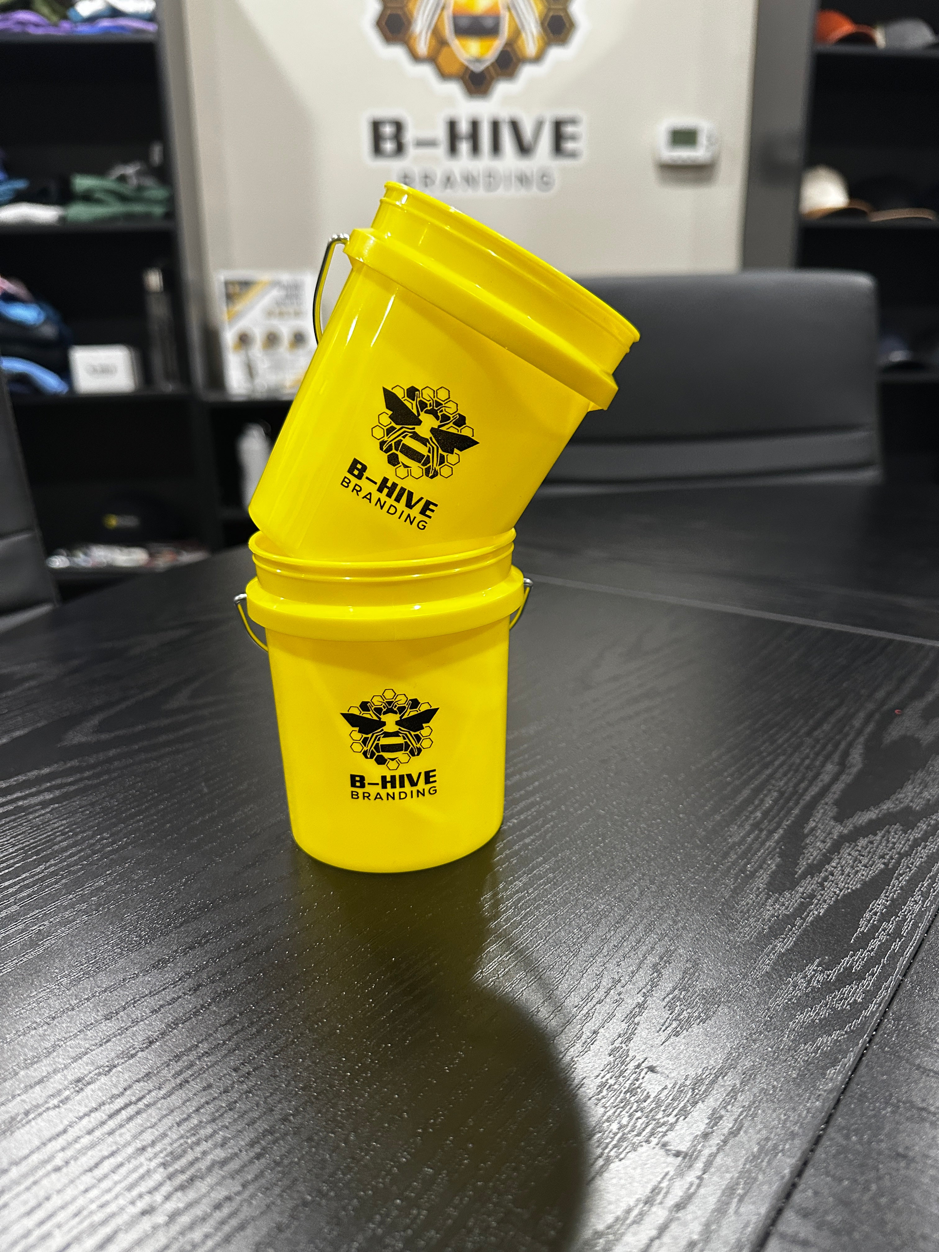 BHive Mini Bucket